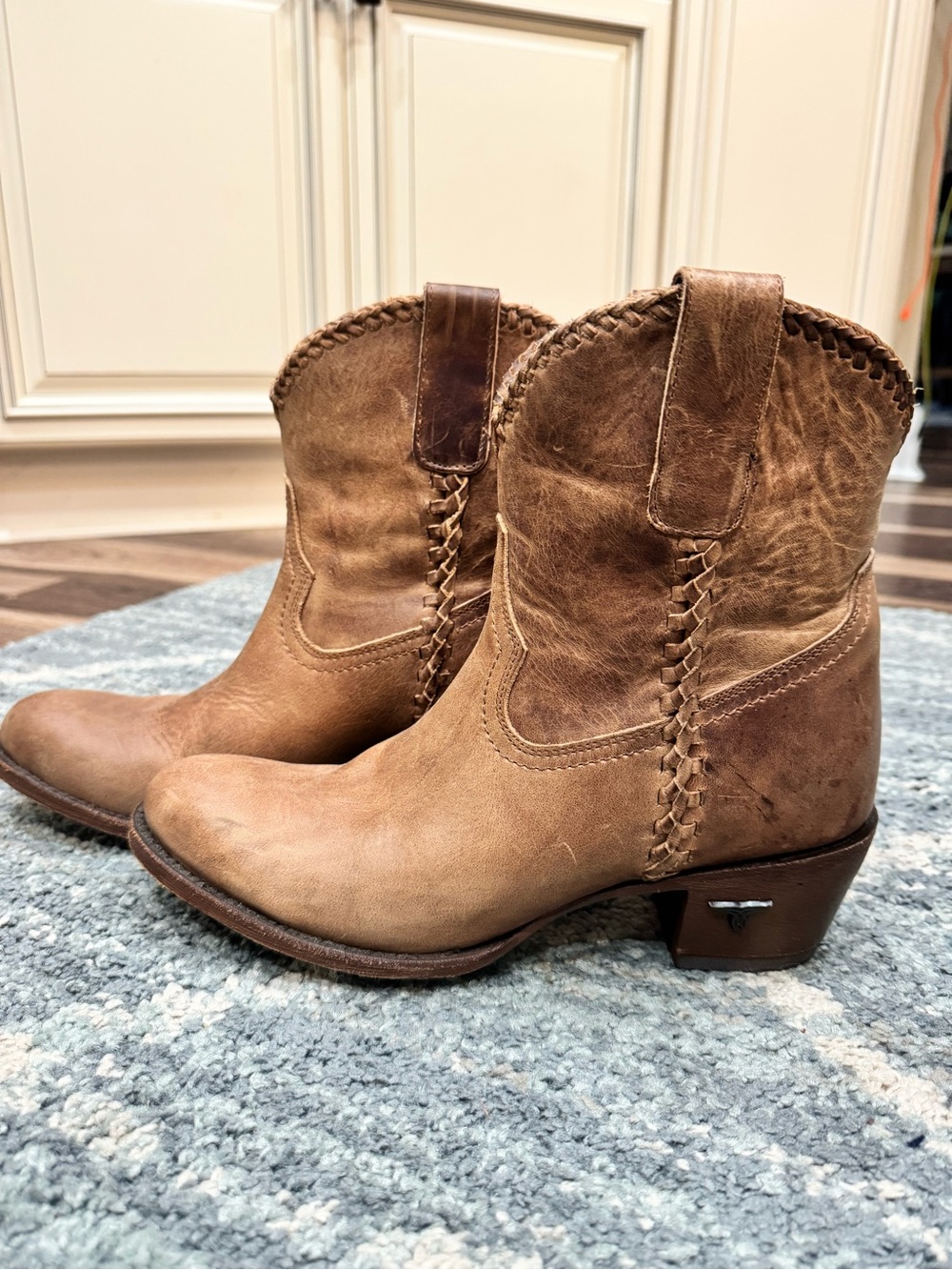 Women's Lane plain Jane Brown Leather Ankle Booties with Braided Detail